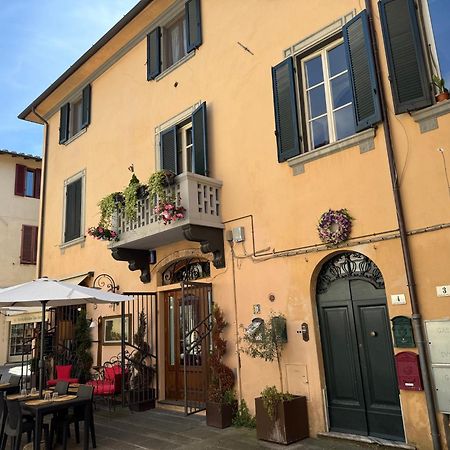 L'Arco E' Di Fio Apartment Камайоре Екстериор снимка